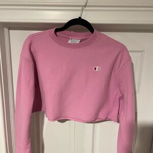 Champion Women's Pink Cropped Sweatshirt